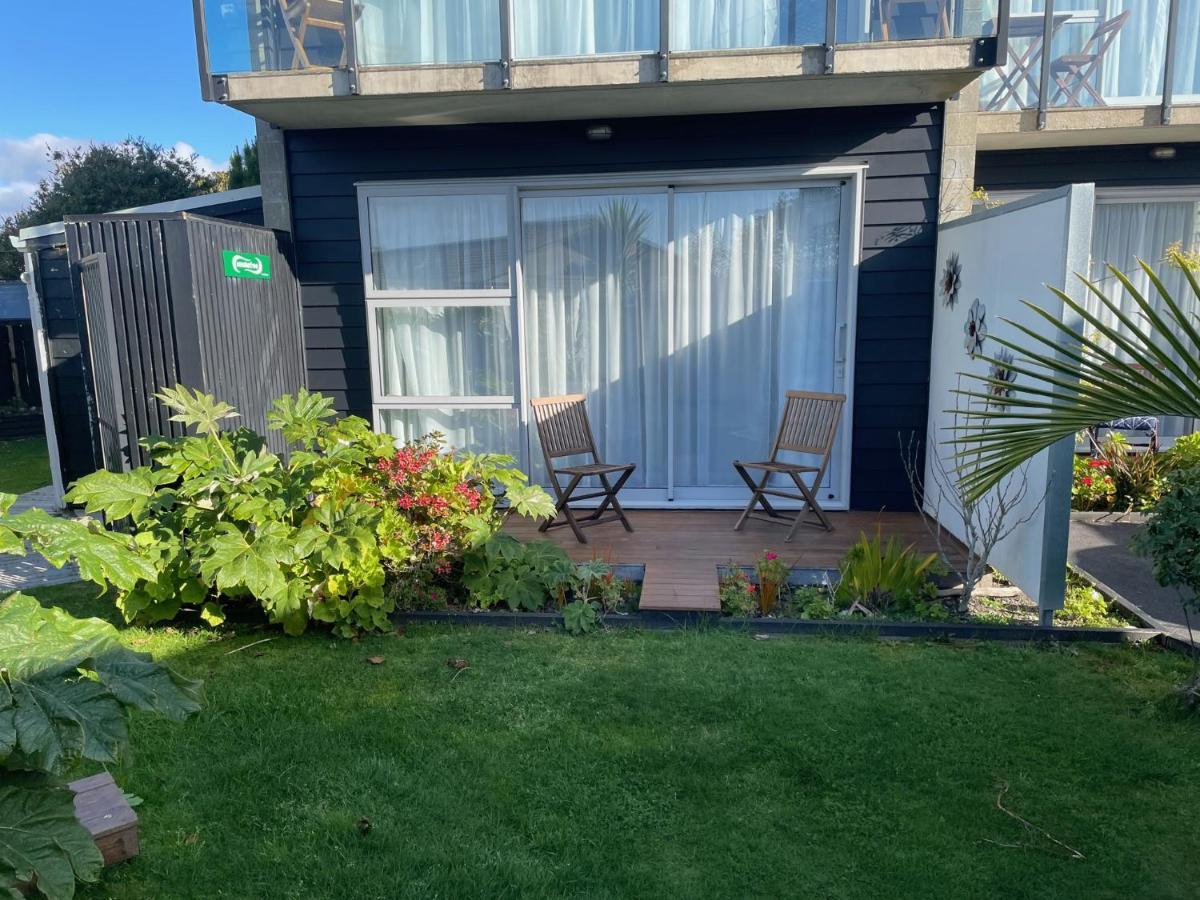 Carters By The Sea Beachside Studio Apartments Carters Beach Екстер'єр фото